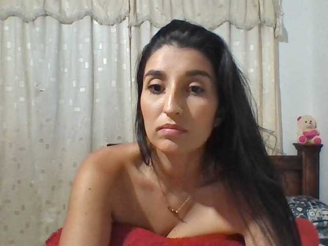 Фотографије mao022 hey guys for 2000 [none] tokens I will perform a very hot show with toys until I cum we only need [none] tokens