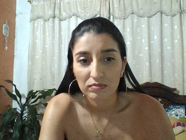 Фотографије mao022 hey guys for 2000 [none] tokens I will perform a very hot show with toys until I cum we only need [none] tokens